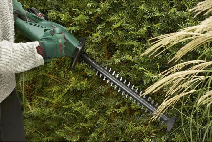 Actual product image Bosch Home & Garden EasyHedgeCut 18-45 (Rechargeable battery operated)