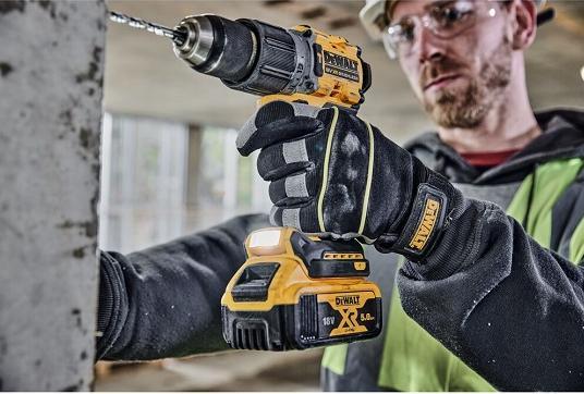 Actual product image DeWalt Kombi-Set DCD805 + DCG405, 18V XR, 2x5,0Ah