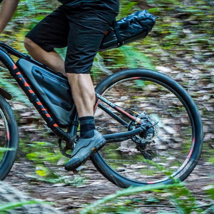 Actual product image Blackburn outpost elite (10.50 l, Saddle bag)