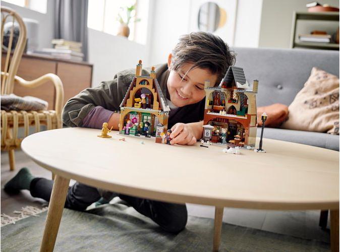 Produktbild LEGO Besuch in Hogsmeade (76388, LEGO Harry Potter)