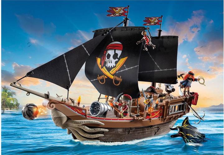 Actual product image Playmobil Large pirate ship (71530, Playmobil Pirates)