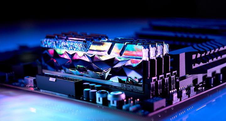 Produktbild G.Skill Trident Z Royal Elite (2 x 8GB, 3600 MHz, DDR4-RAM, DIMM)