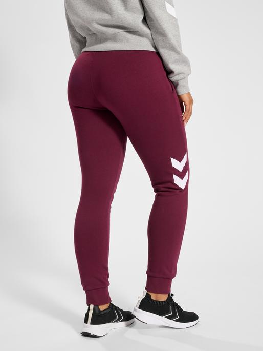Actual product image hummel Legacy Woman Tapered Pants (L)