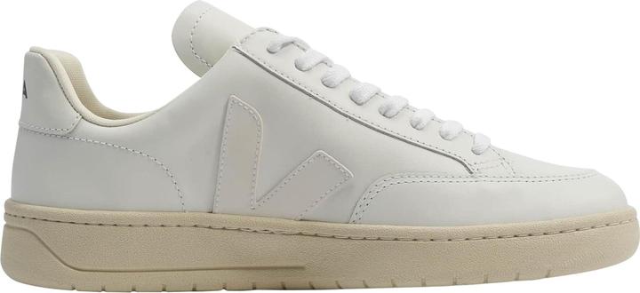 Actual product image Veja V-12 (42)
