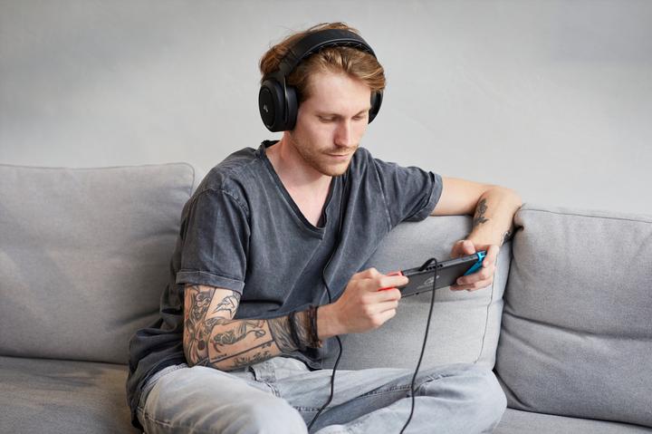 Produktbild Corsair HS60 Pro (Kabelgebunden)