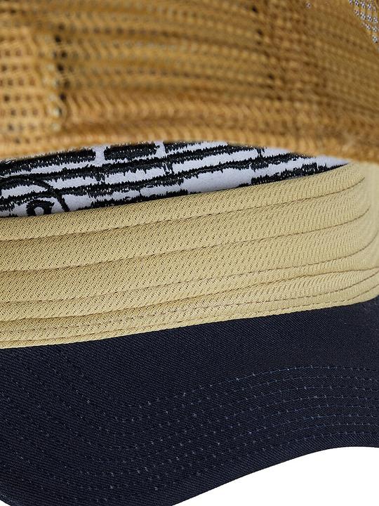 Actual product image Buff Trucker (L, XL)