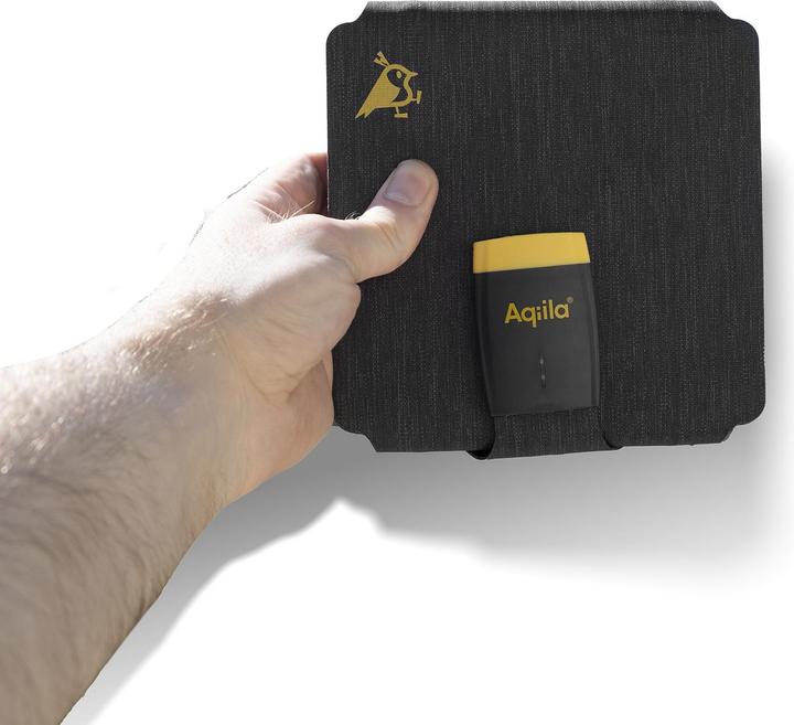 Actual product image Aqiila Sunbird P21 - Foldable solar panel (21 W, 0.60 kg)