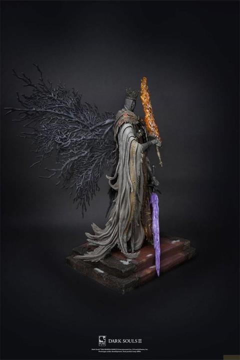 Actual product image Pure Arts Dark Souls statuette 1/7 Pontiff Sulyvahn 66 cm