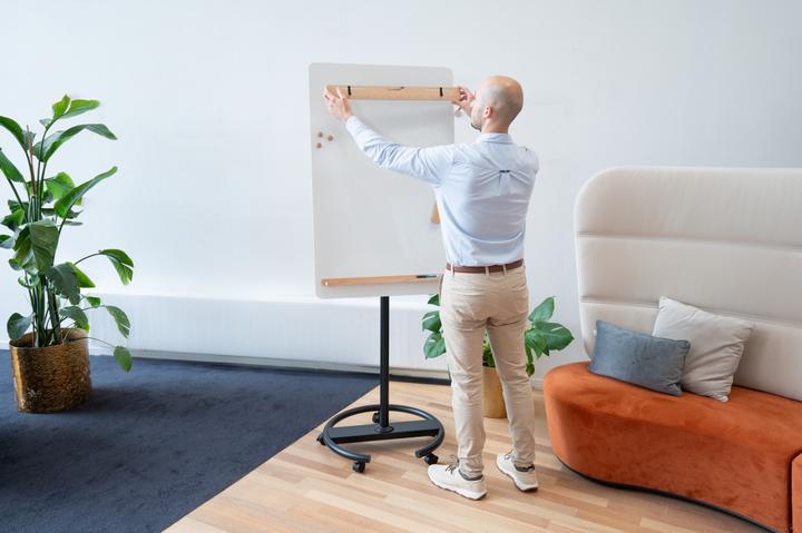 Actual product image Legamaster SKETCH INFINITE mobiles Flipchart Rundfuss