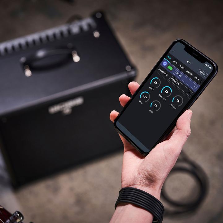 Actual product image BOSS (Electronics) KTN-110B bass amplifier (Bass, 60 W)