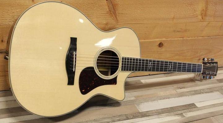 Produktbild Eastman Guitars Eastman AC422CE (E-Gitarre, Rosenholz, Sitka-Fichte, Mahagoni-Hals, Ebony-Fingerbrett, LR-Baggs EAS-Pickup)