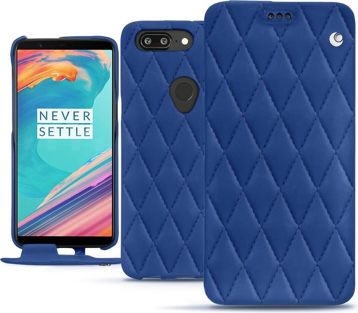 Actual product image Noreve Leather cover vertical