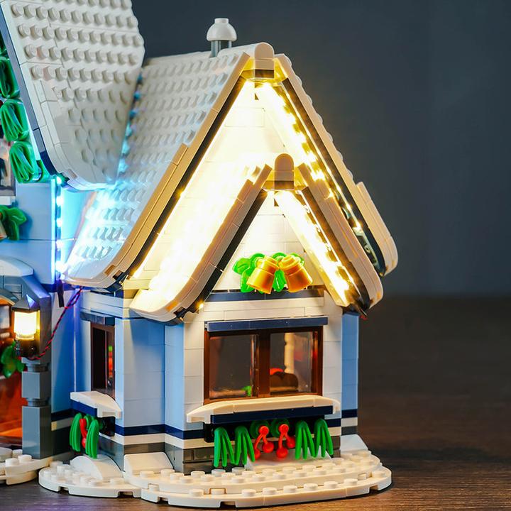 Actual product image BrickBling LED light set for LEGO Santa's visit (10293)