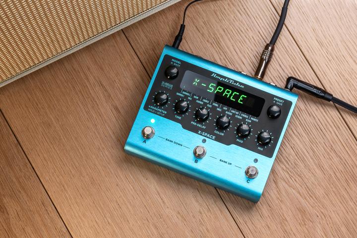 Produktbild IK Multimedia X-Space (Gitarre)