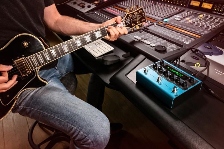 Produktbild IK Multimedia X-Space (Gitarre)