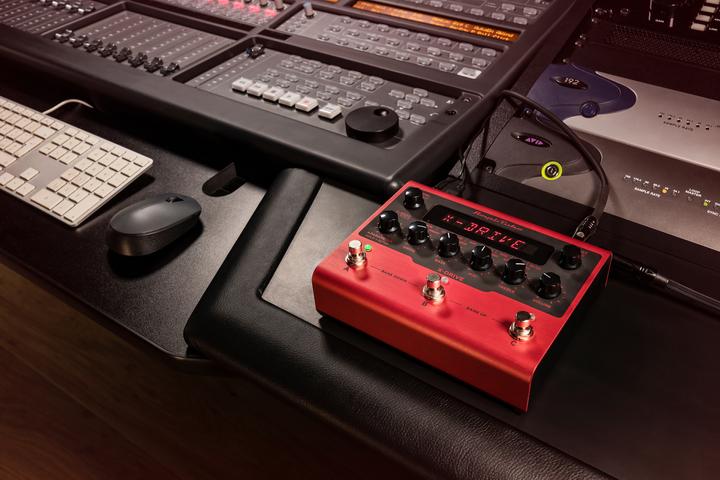 Produktbild IK Multimedia X-Drive