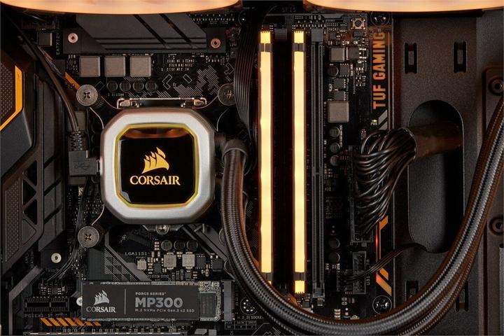 Produktbild Corsair Vengeance CMW16GX4M2E3200C16-TUF Speichermodul 16 GB 2 x 8 GB DDR4 3200 MHz (2 x 8GB, 3200 MHz, DDR4-RAM, DIMM)