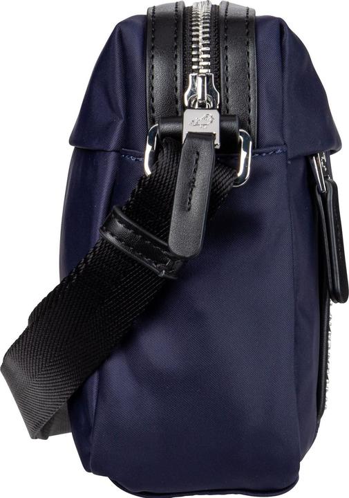 Produktbild Mandarina Duck Umhängetasche Hunter Small Crossover VCT34