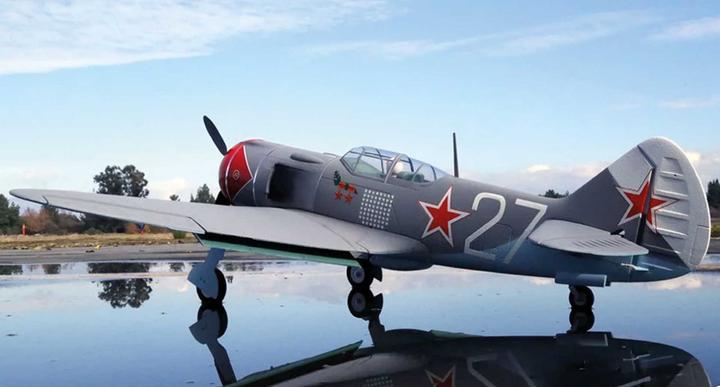 Image du produit Freewing Oiseau de guerre Lavochkin LA-7 PnP FlightLineRC (Oiseau de guerre)