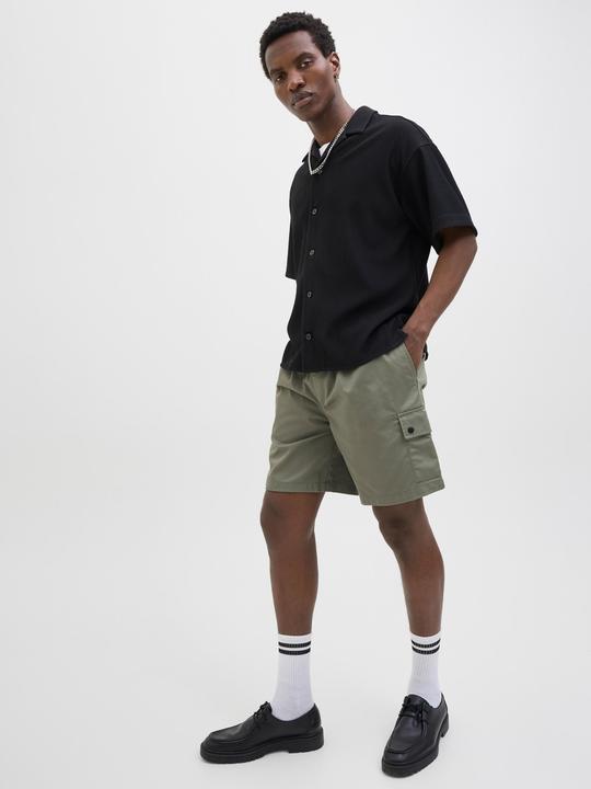 Actual product image Jack & Jones Wide Leg Fit Cargo Shorts Cargo Shorts (M)