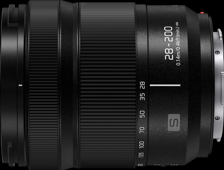 Actual product image Panasonic Lumix S 28-200mm f/4- 7.1 Macro (L-Mount, full size)
