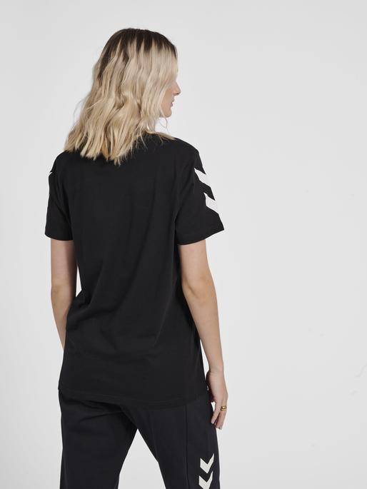 Image du produit hummel Legacy Chevron T-Shirt (XXS)