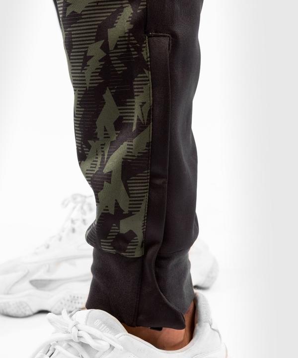 Produktbild UFC | Venum Authentic Fight Week Herrenhose (S)