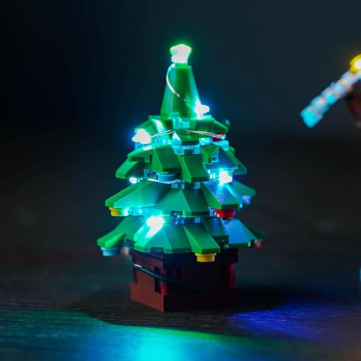Actual product image BrickBling LED light set for LEGO Santa's visit (10293)