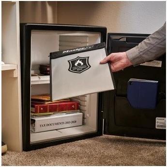 Actual product image Master Lock Fire resistant document bag 2,8l (A4)