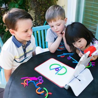 Actual product image Play Osmo Little Genius Starter Kit (German, French, Italian, English)