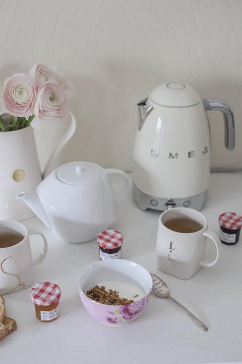 Actual product image Smeg 50's retro style with temperature control (1.70 l, EU plug)
