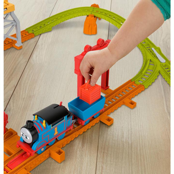 Produktbild Fisher-Price Zestaw z lokomotywą z napędem tomek i przyjaciele, tomek
