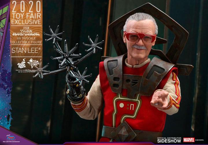 Produktbild Hot Toys Thor Ragnarok “Stan Lee” 2020 Toy Fair Exclusive 1/6 Actionfigur