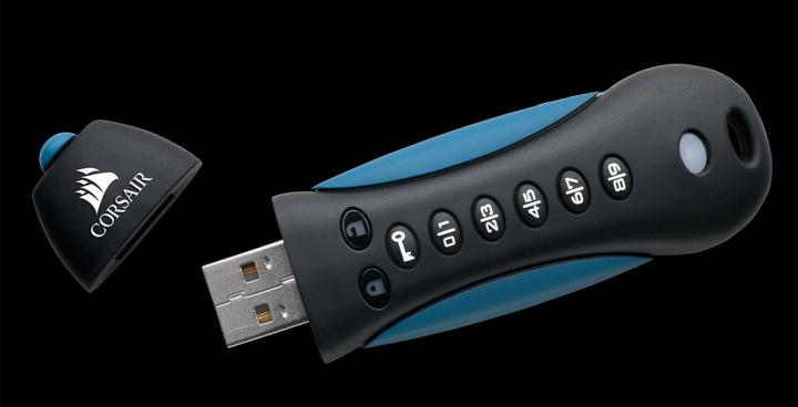 Actual product image Corsair Padlock 3 (16 GB, USB-A)