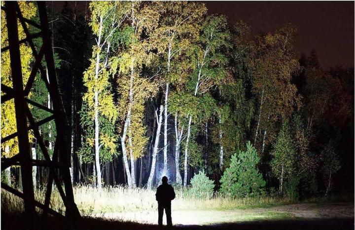 Immagine prodotto AceBeam Lampada frontale H30 Bianco+Rosso+UV (4000 lm)