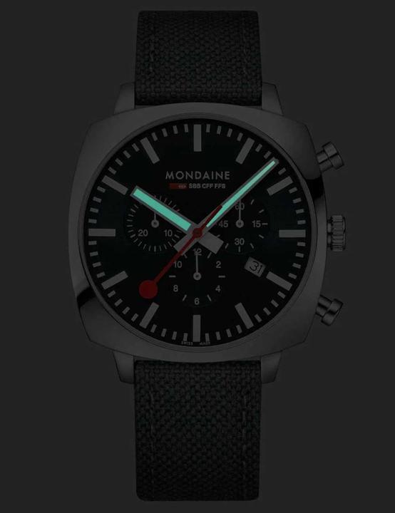 Produktbild Mondaine Grand Cushion (Chronograph, 41 mm)