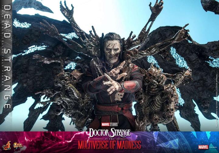 Actual product image Hot Toys DOCTOR STRANGE 2 - Dead Strange - Figurine Movie Masterpiece 1/6 31cm