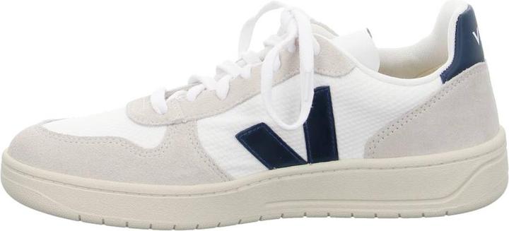 Actual product image Veja V-10 (44)