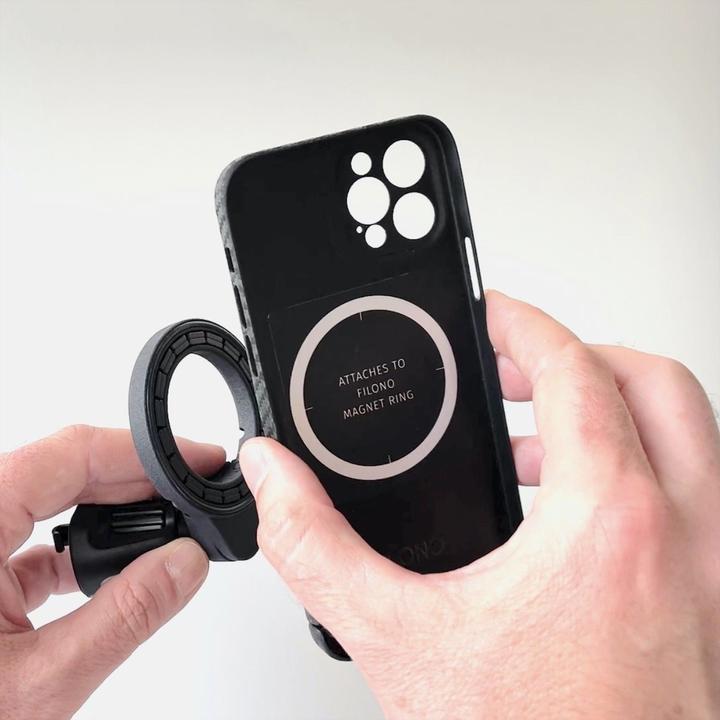 Actual product image Filono Carbon Case (Apple iPhone 13 Pro)