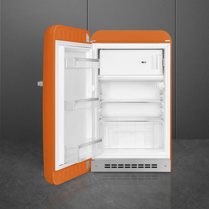 Actual product image Smeg Retro Style FAB10LOR5 (121 l)
