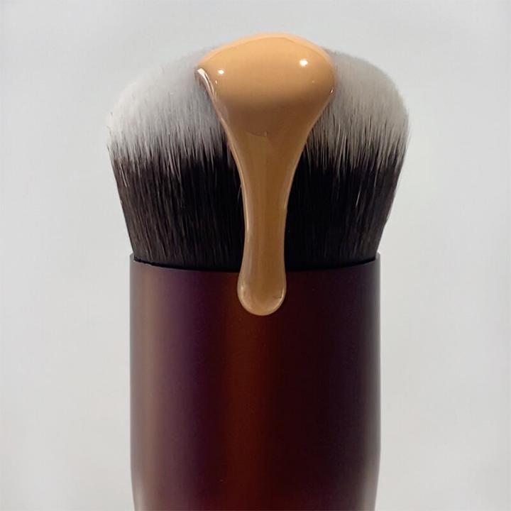 Actual product image IDUN Minerals Pro Buffer Foundation Brush - 1 piece (Foundation)
