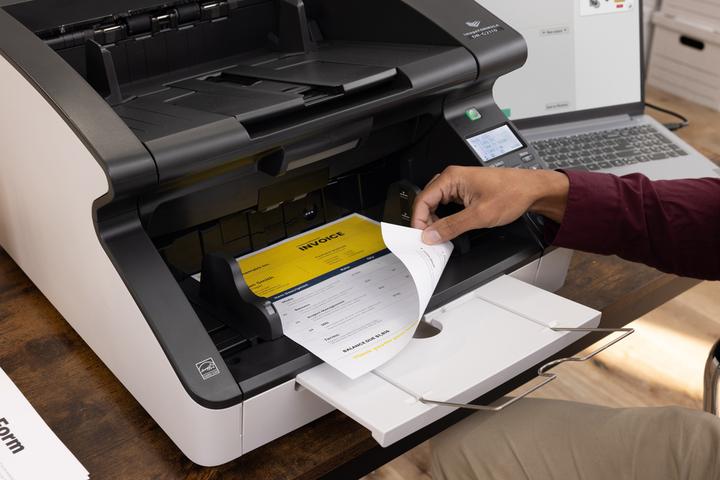 Produktbild Canon DR-G2110 (LAN, USB, WLAN)