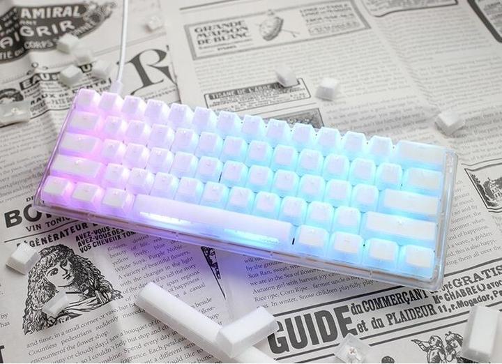 Produktbild Ducky One 3 (DE, Kabelgebunden)