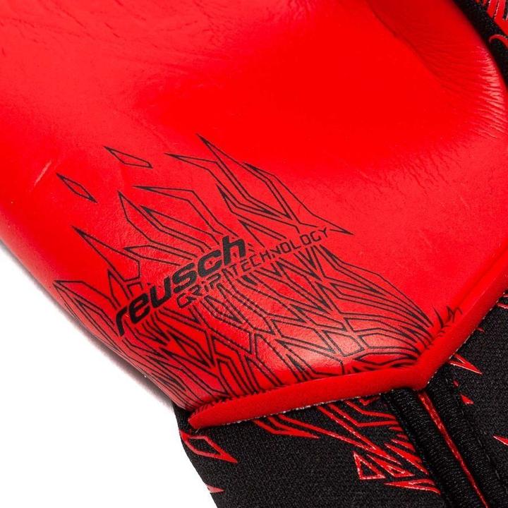 Actual product image Reusch Venomous Gold X (8)