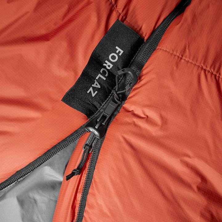 Actual product image Simond Trekking polyester sleeping bag - MT500 - -5 °C (220 cm)