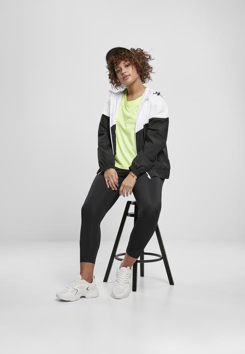 Actual product image Urban Classics Ladies Arrow Windbreaker (XXL)