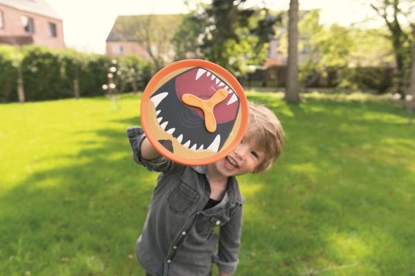 Actual product image Scratch Magnetic Throw Catch Game Tiger Lion