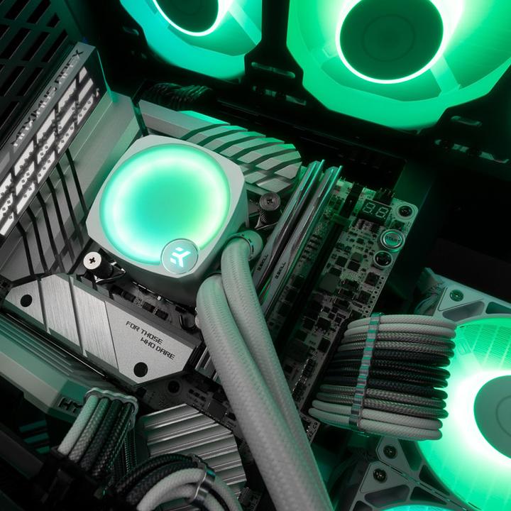 Actual product image EKWB EK-Nucleus AIO CR360 Lux D-RGB Complete Water Cooler - White