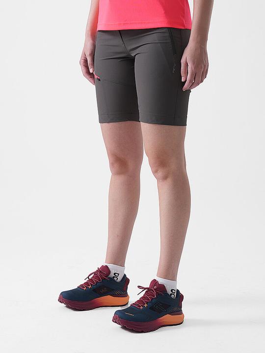 Actual product image Meru Lake Louise (L)