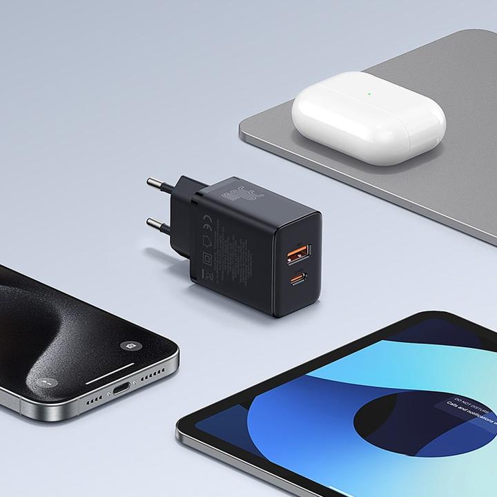 Produktbild Baseus Cube, 30W, 2.4A, 1 x USB-A - 1 x USB-C, schwarz (30 W)